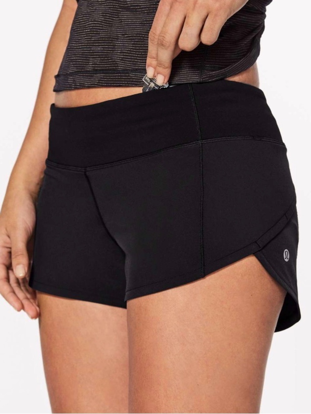lululemon Speed Up Short Trail 2.5”